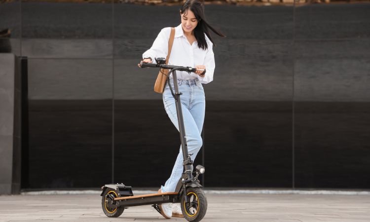 Electric Scooters – Be Smart, Be Safe